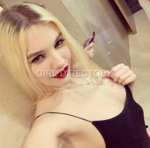 Belle Blonde Nice Escort Marine